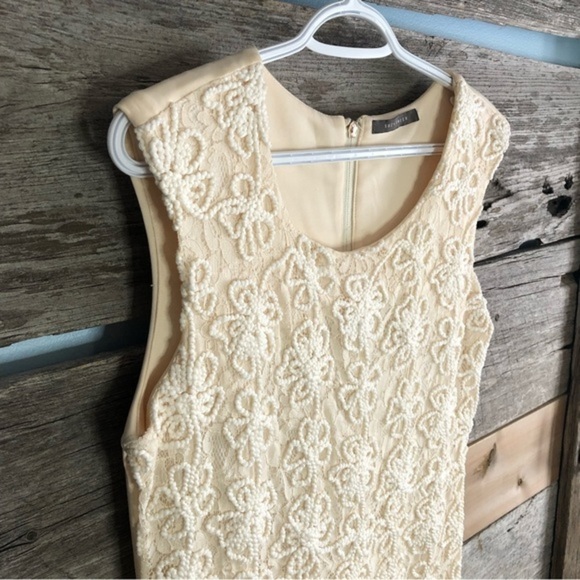 SUZY Shier Size Large Cream Lace Crochet Front Dress - Picture 2 of 5